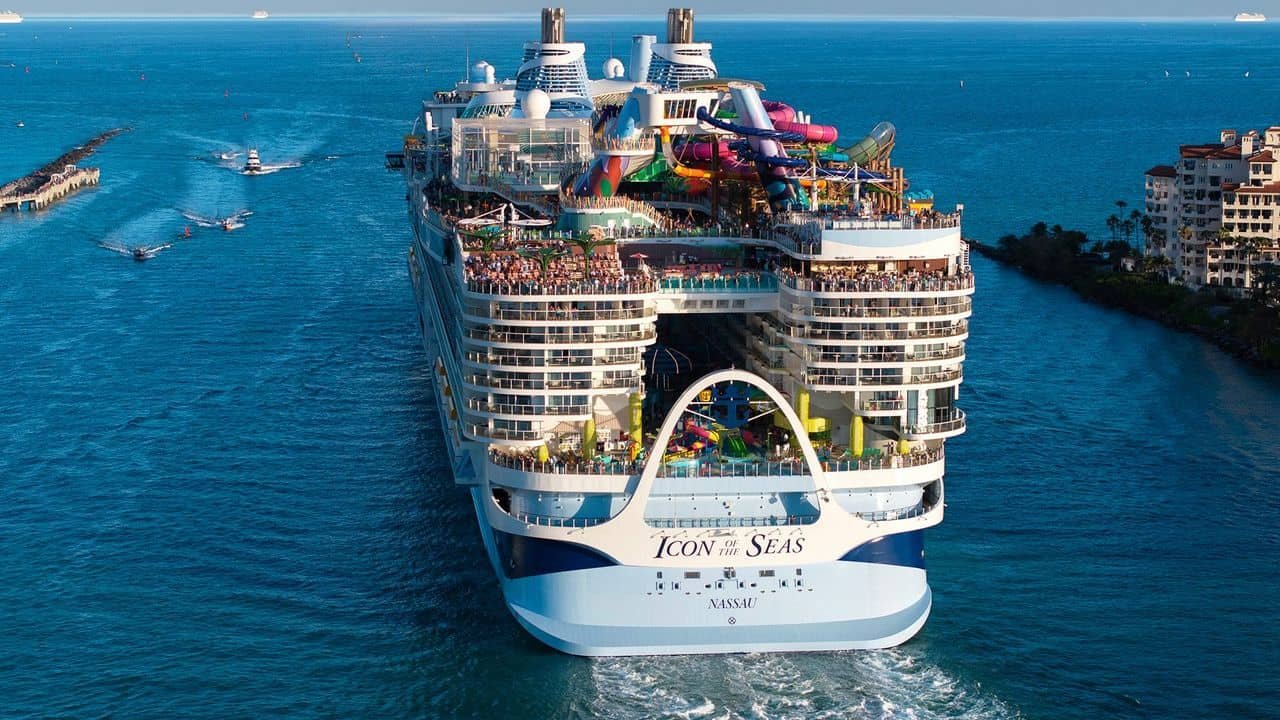 Cruise Ship Booking